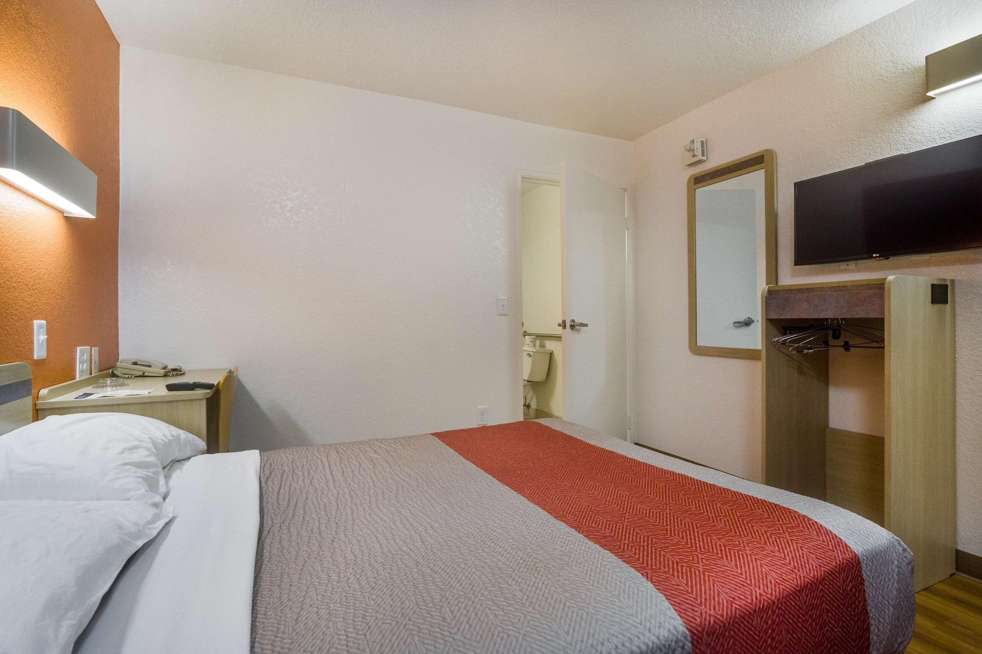 Park Inn By Radisson, Lakewood Zewnętrze zdjęcie