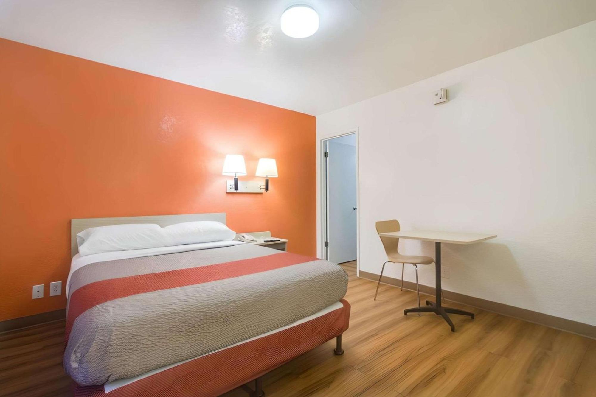 Park Inn By Radisson, Lakewood Zewnętrze zdjęcie