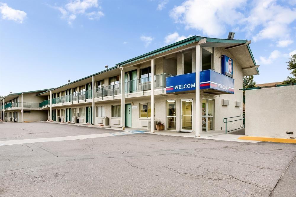 Park Inn By Radisson, Lakewood Zewnętrze zdjęcie